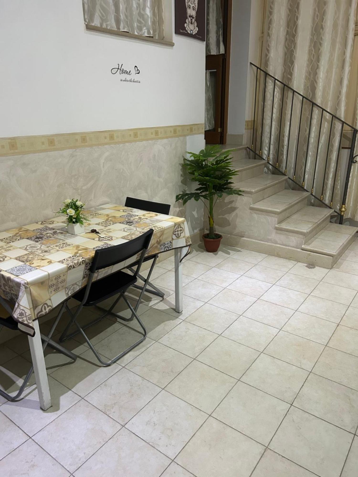 Ferienwohnung La Dependance Barletta Exterior foto